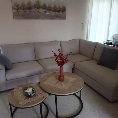 Giannis House In Kíssamos